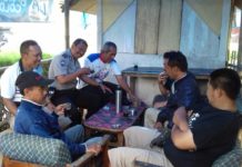Kanit Binmas Ngopi Kamtibmas Bareng Warga