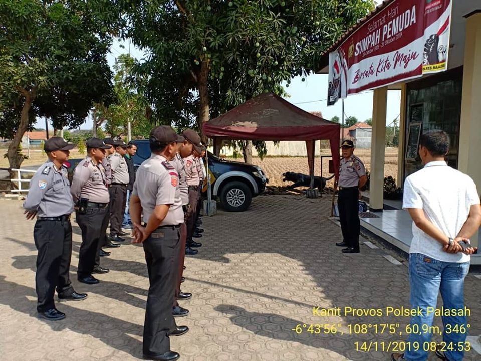 Kapolsek Palasah Iptu Jemiran SH MH Beri Arahan Ke Anggota Pada Apel Pagi