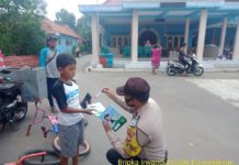 Hari Pahlawan Ke 75, Bripka Harya Wiguna Adakan Hiburan Kuis Berhadiah