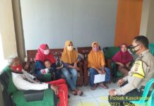 Silaturahmi Bhabinkamtibmas Polsek Kasokandel Berdialog Akrab Dengan Warga Binaan